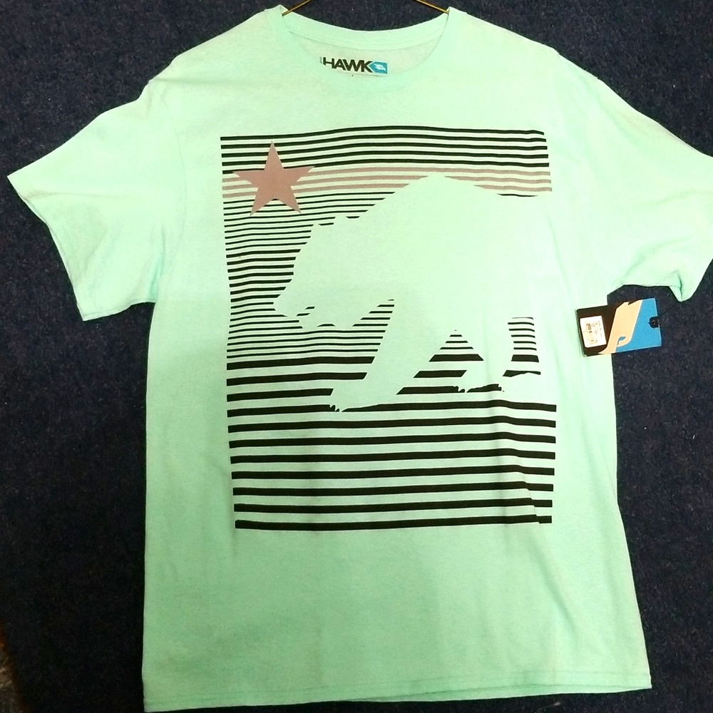 NEW. Tony Hawk T-shirt (Large)